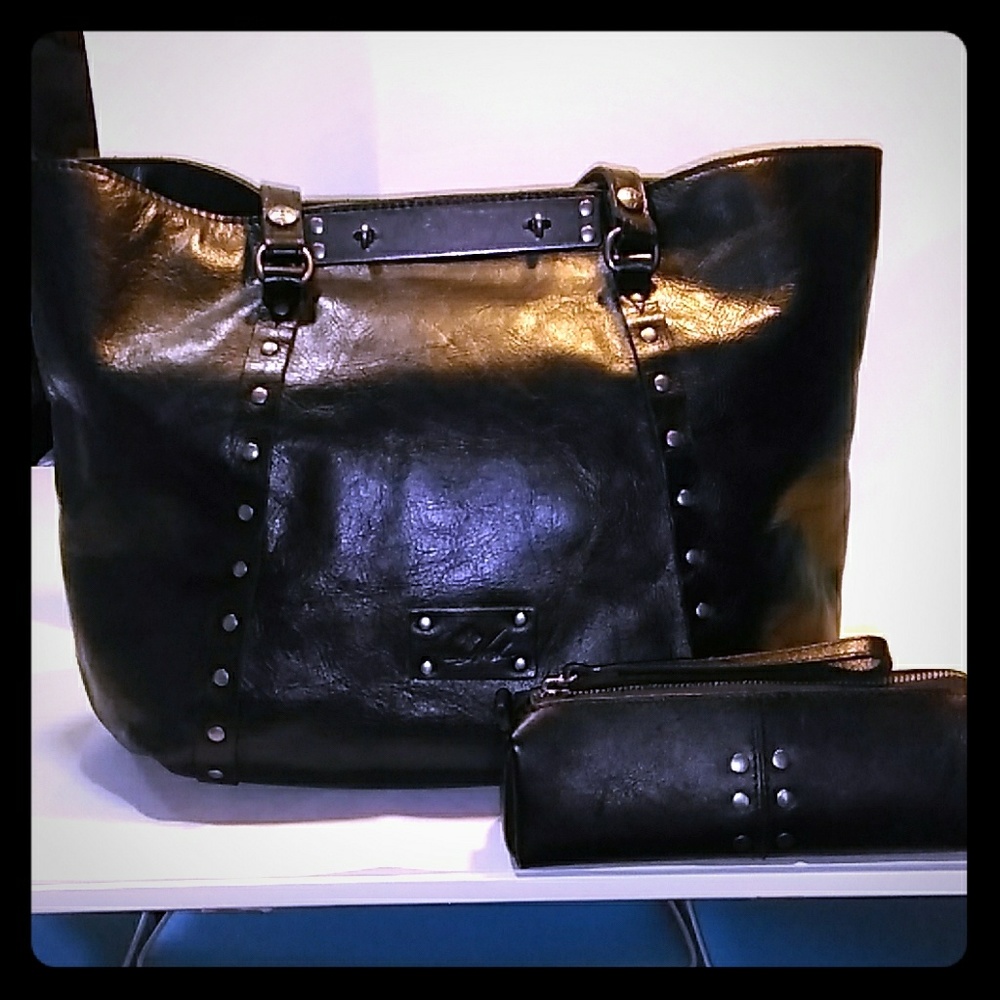 Patricia Nash Benv.100% Leather Tote/Pouch NWOT